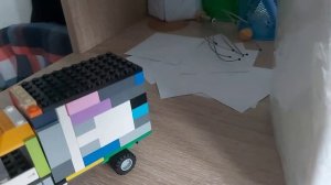 газель из лего