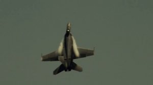 Топ Ган: Мэверик, тренеровочный воздушный бой F-18 :)