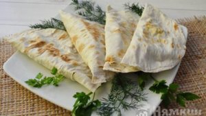 Кутабы с сыром и зеленью
