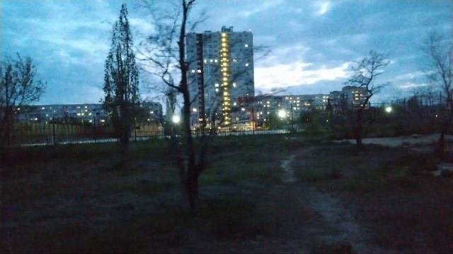 Прогулка вечером с речного пляжа у гостиницы Старт, Волгоград, Спартановка