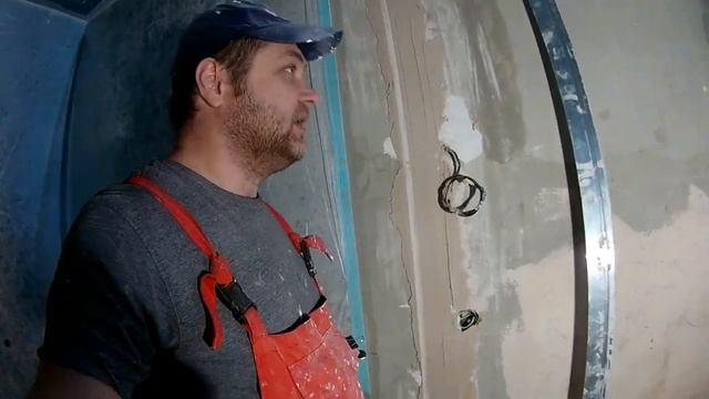 Тонкослойная штукатурка в размер. Пластиковый штукатурный маяк
