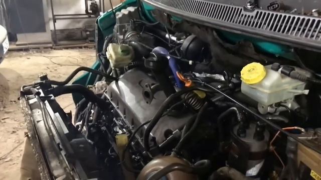 два Т5 2.5d и Туарег 2.5d после ремонта на сто не заводятся смотреть онлайн