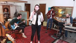 How Deep Is Your Love - Calvin Harris - Funk Cover ft. Rozzi
