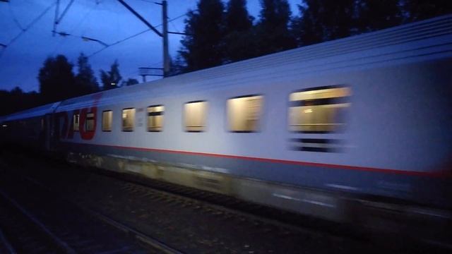 поезд Лев Толстой с новыми вагонами смотреть онлайн