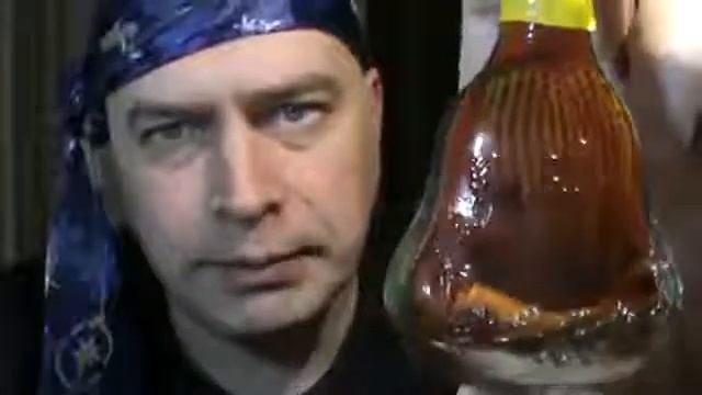 Видео 0002 Настоящая кобра змея в банке — Геннадий Горин показал кобру змею в банке смотреть онлайн