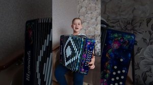 Песня " В МОЕЙ ДУШЕ ДАВНО НАСТАЛА ОСЕНЬ"