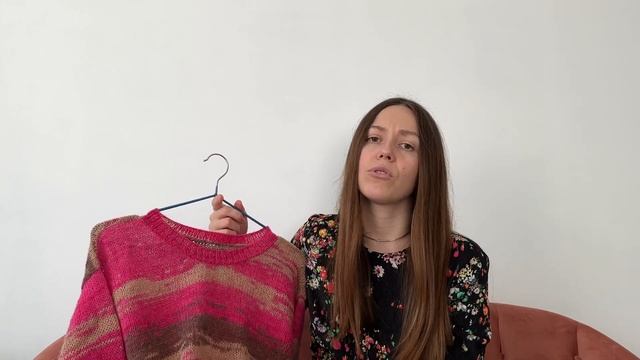 Что я связала за первый год моего увлечения вязанием: 4 плечевых изделия, аксессуары и 2 игрушки