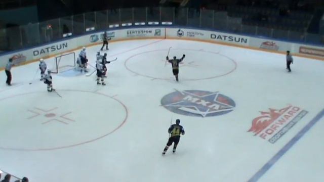 17.10.2014 МХК "Химик" - "Сахалинские Акулы" смотреть онлайн