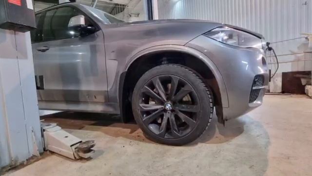 #bmw Установка передних брызговиков. смотреть онлайн