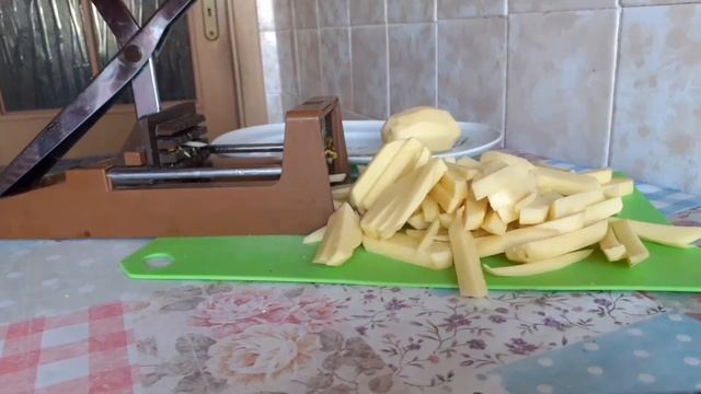 Жарим картошку фри.Очень вкусно.@larapavlovna