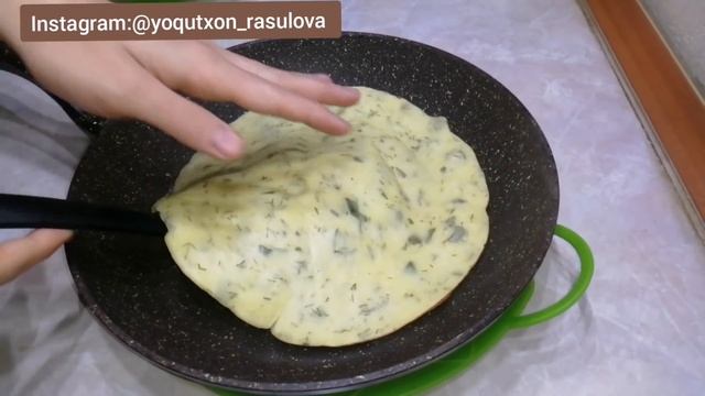 Готовлю второй День подряд на завтрак! Просто смешайте кефир и муку! Лепешки кефирные.