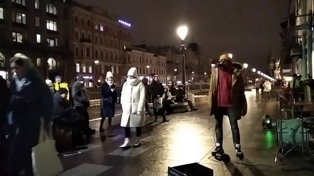 УЛИЧНЫЕ МУЗЫКАНТЫ СПб,Глеб Васильев и гр.Шумные Соседи(4)22.11.23. смотреть онлайн