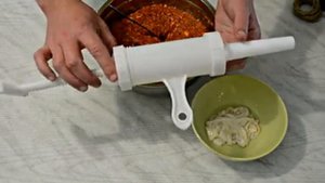 Домашние полукопчёные колбаски в стиле испанской ЧОРИЗО. Простейший подробный рецепт