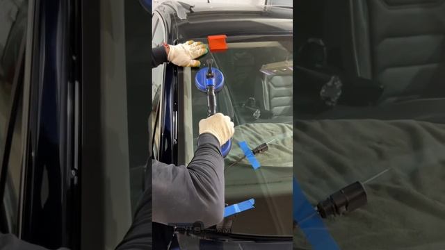Подбор и замена лобового стекла +7(925)744-36-31 #volkswagen #touareg #windshield #заменастекла