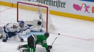 Сэйв Василевского на Каамано в матче №4 ФКС-2020 / Vasilevskiy makes miraculous save on Caamano