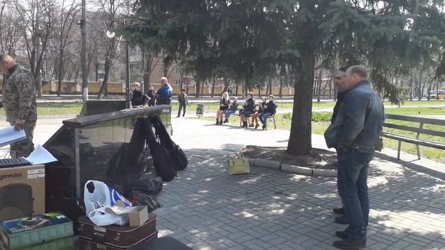 К выступлению готовится Владимир Щеглов, мероприятие к 5 - ой годовщине создания 15 - го батальена. смотреть онлайн