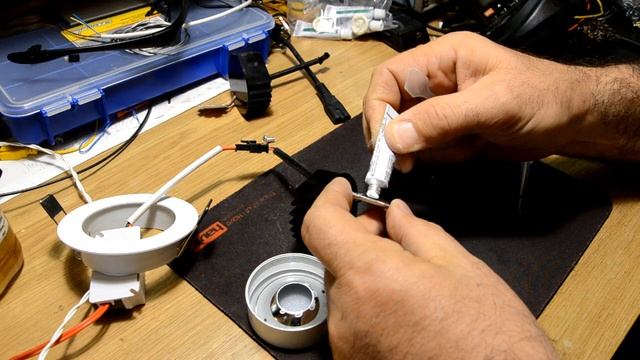 Как продлить срок службы LED светильников смотреть онлайн