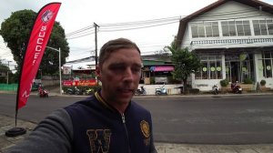 Обзор еды и завтрак в Теско Лотус Самуи | Уличная еда на Рынке Фишерман - Остров Самуи