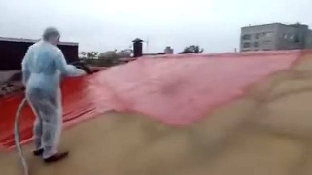 Быстрое нанесение полимерной гидроизоляции на кровлю смотреть онлайн