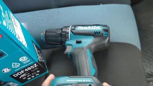 Распаковка - Профессиональная дрель-шуруповерт Makita DDF485Z