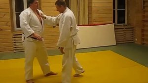 Как делать  подсечку под пятку изнутри- два варианта.