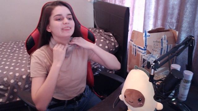 ОТКРЫЛА ПОСЫЛКУ ОТ ПОДПИСЧИЦЫ! ЧТО ЖЕ ВНУТРИ? МОЯ ПЕРВАЯ ПОСЫЛКА!