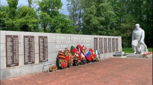 Братское кладбище советских воинов,погибших в годы Советско-финляндской и Великой Отечественной войн