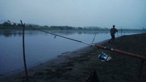 РЕКА ТАВДА рыбалка с берега,Линты TAVDA RIVER fishing from the bank, Lintymny mud is just hard