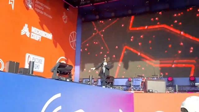 Дубцова Ирина. Русское радио. День Московского спорта. Москва, Лужники, 25.06.2022 смотреть онлайн