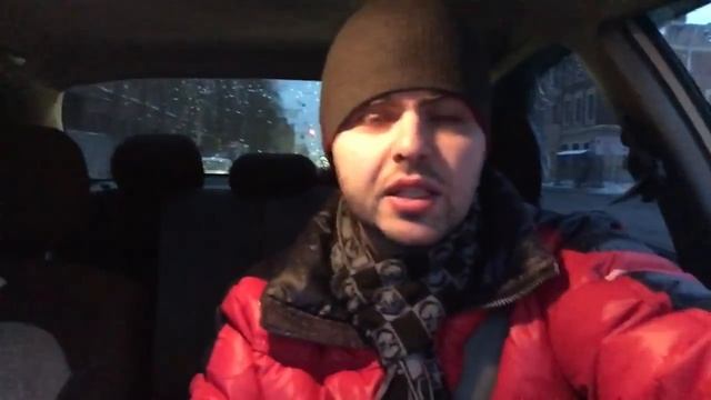 Первый день в новом салоне красоты.