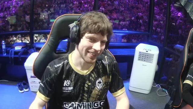 F9 | СЛОМАЛИ КУБОК НА НАГРАЖДЕНИИ смотреть онлайн