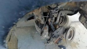 Toyota Hilux 8th, замена шпильки ступицы переднего колеса