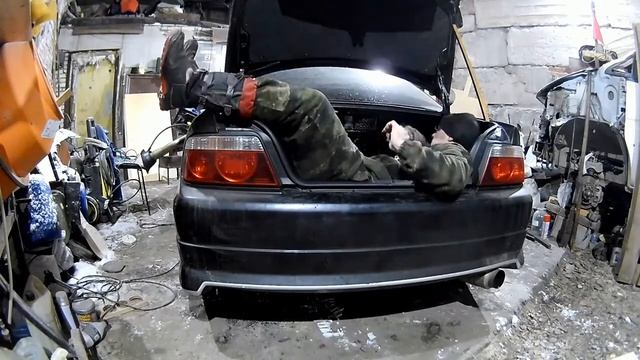 12" сабвуфер в заднюю полку Chaser 100, смотреть до конца...