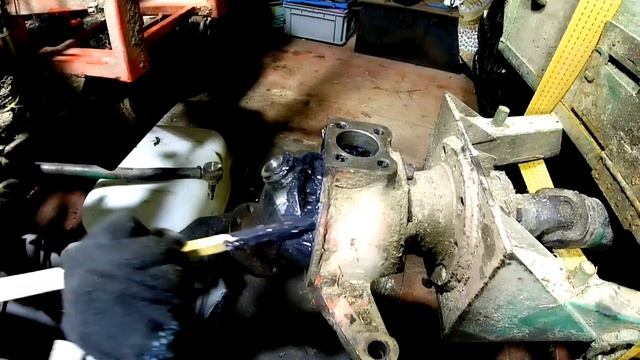 СБОРКА УАЗОВСКОГО КУЛАКА НА КАРАКАТЕ ЗИС-5.// РЕМОНТ КАРАКАТА ЧАСТЬ ВТОРАЯ. смотреть онлайн