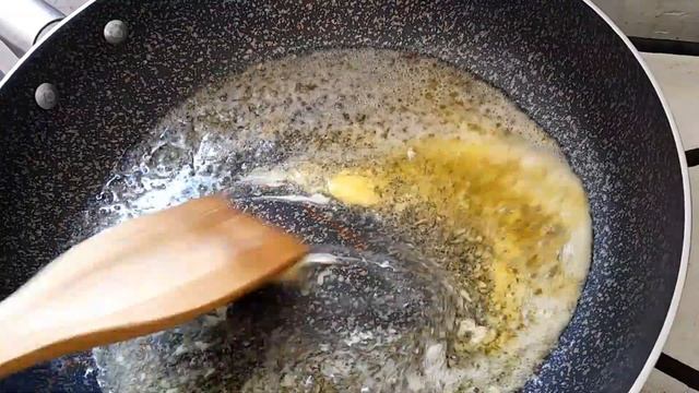 НАУЧИЛ ТУРЕЦКИЙ ПОВАР!?Самый вкусный рецепт из яйца и лука.вам понравится этот рецепт.