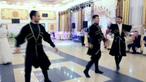 " Выше гор " чеченский танец