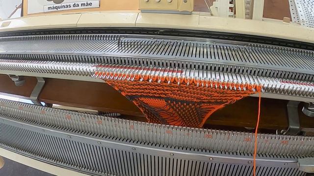 cartela multiuso 2 feito em máquina de tricô смотреть онлайн