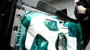 Как снять извлечь заменить стекло задней двери LEXUS ES (2016) demontaz zamiana szyby drzwi tyl!!