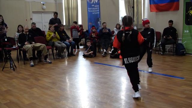 bgirls Klubnichka vs Lil N - брейкданс чемпионат г.Химки смотреть онлайн