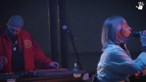 Cream Soda - Плачу на техно (Live на станции метро Люблино)