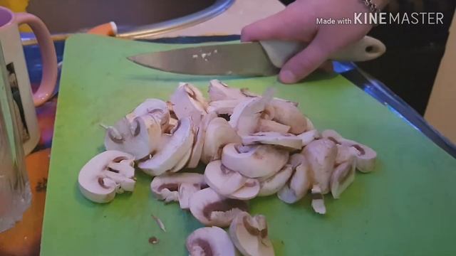 Картофельные котлеты с подливкой