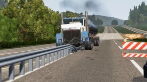 Автомобили против ограждения – BeamNG.Drive