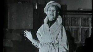 Lotte Lenya sings Alabama Song (vaimusic.com)