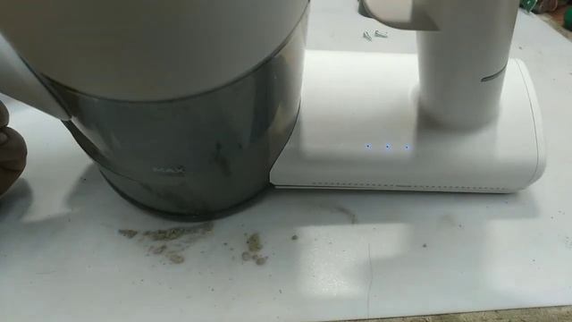 Пылесос аккумуляторный Timberk T-VCH-65. Отключается через 1-5 минут. А в чем же дело? смотреть онлайн