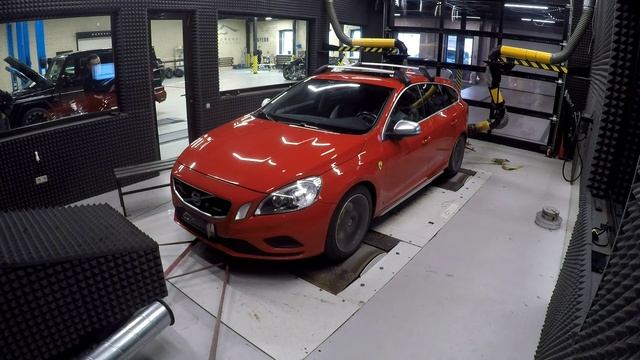 Volvo v60 t6 на замере, вид спереди. смотреть онлайн