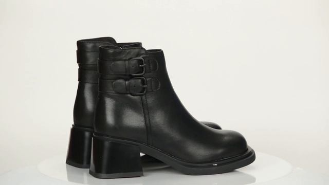 Черные ботильоны из кожи на подкалдке из натуральной шерсти на квадратном каблуке R-2014-A1471Z смотреть онлайн