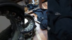 Разбор ступицы субару своими руками. 2.