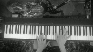 Андрей Губин - Осень пришла (piano cover) d7f8s