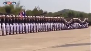 Вот это строевая подготовка! Такого вы еще не видели