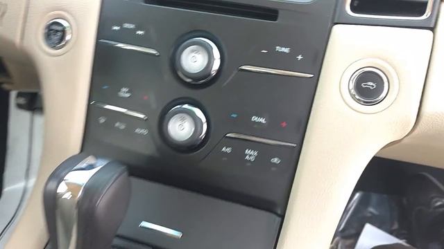 2015 Ford Taurus SEL AWD смотреть онлайн